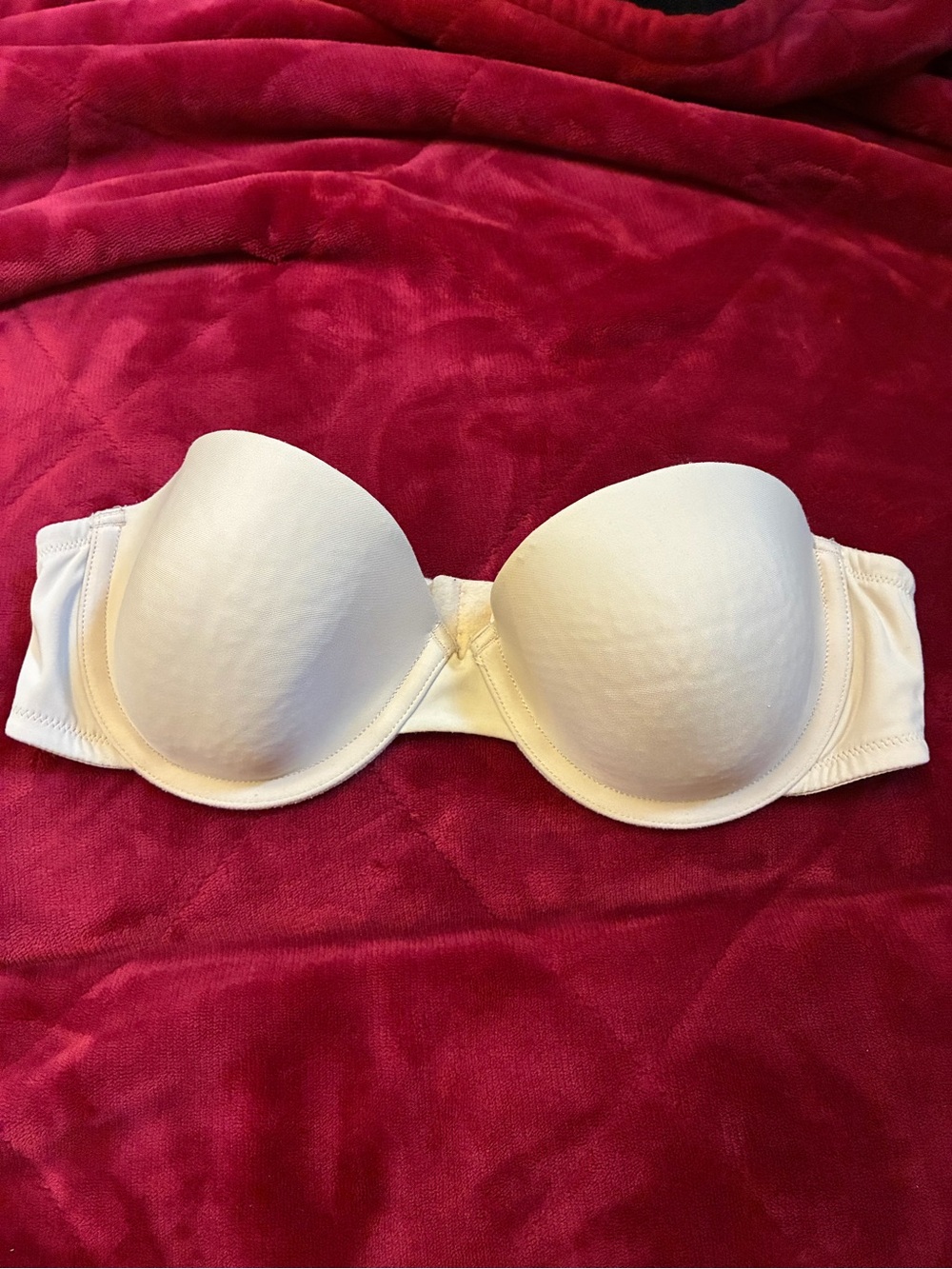 Victoria’s Secret strapless nude bra